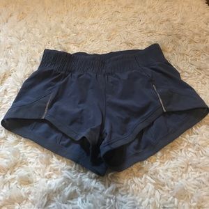 Lululemon Hotty Hot Short II